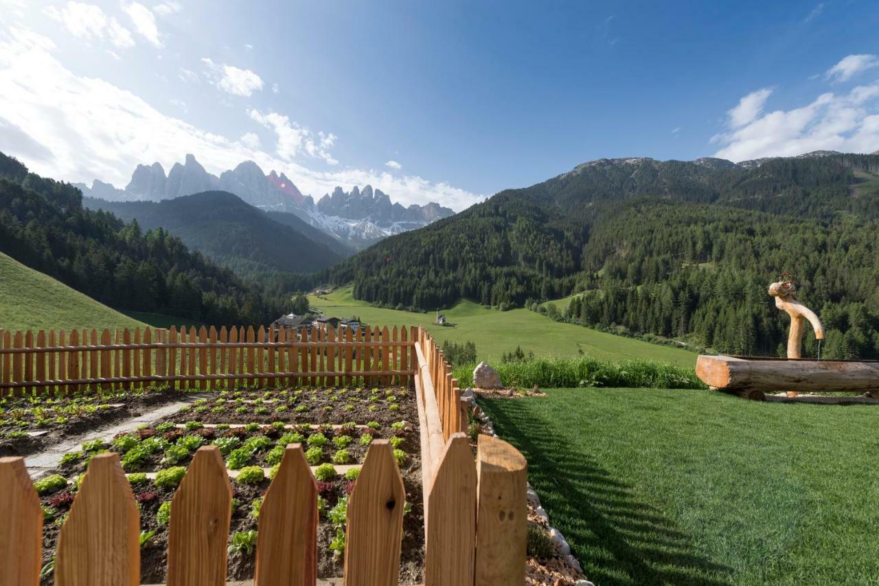 Unterkantiolerhof Funes  Bagian luar foto
