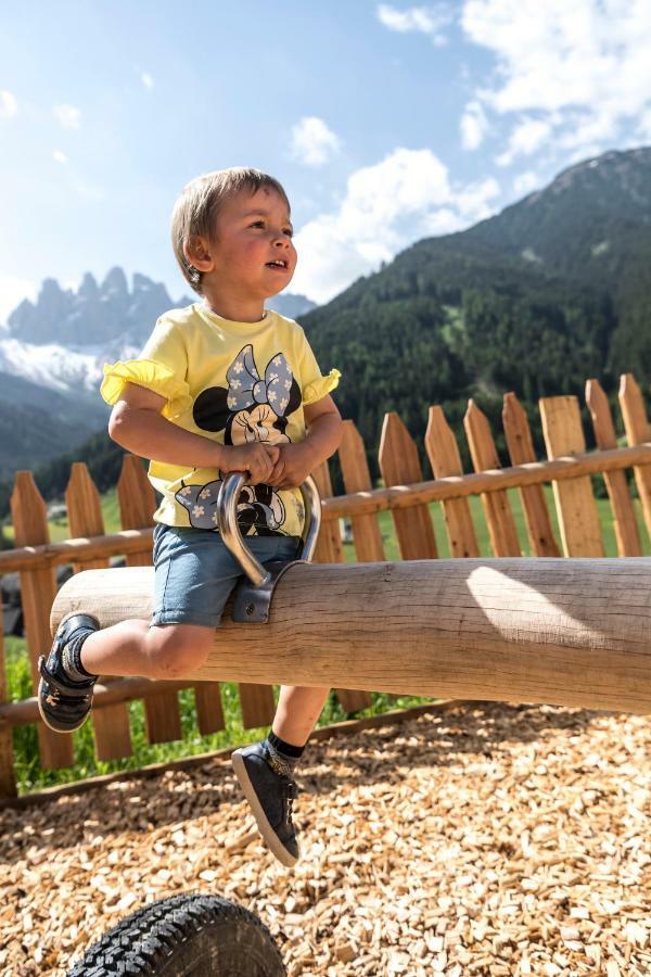 Unterkantiolerhof Funes  Bagian luar foto
